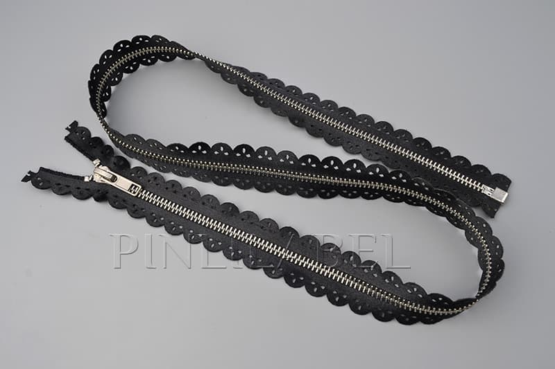 metal zippers DSC3494